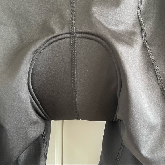 Padded biking shorts for bike riding, stationary bikes or spin class - Picture 7 of 8